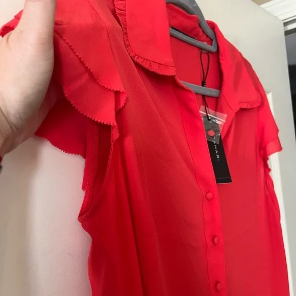 T Tahari Women's Reddish Orange Button-Down Blouse Flutter Sleeves Size Small - Picture 7 of 15